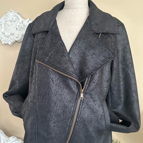 Frye & Co, Women's Black Faux Leather Moto Jacket Size Large - Picture 3 of 8